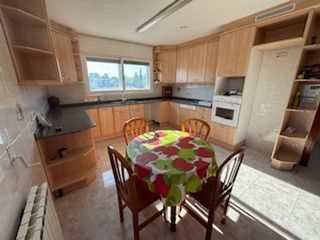 Chalet en venta en Joc de la Bola - Camps d'Esports - Ciutat Jardí - Montcada en Lleida