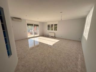 Chalet en venta en Joc de la Bola - Camps d'Esports - Ciutat Jardí - Montcada en Lleida