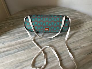 Altavoz JBL poco usado en perfectas condiciones