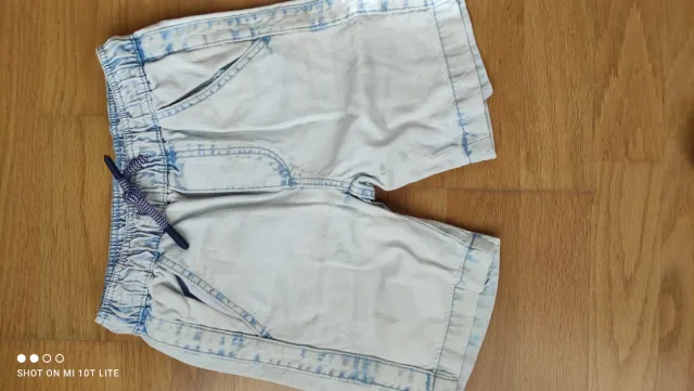 Pantalón corto vaquero niño marca Kiabi