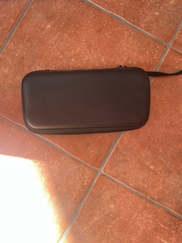 Nintendo Switch + 4 Juegos