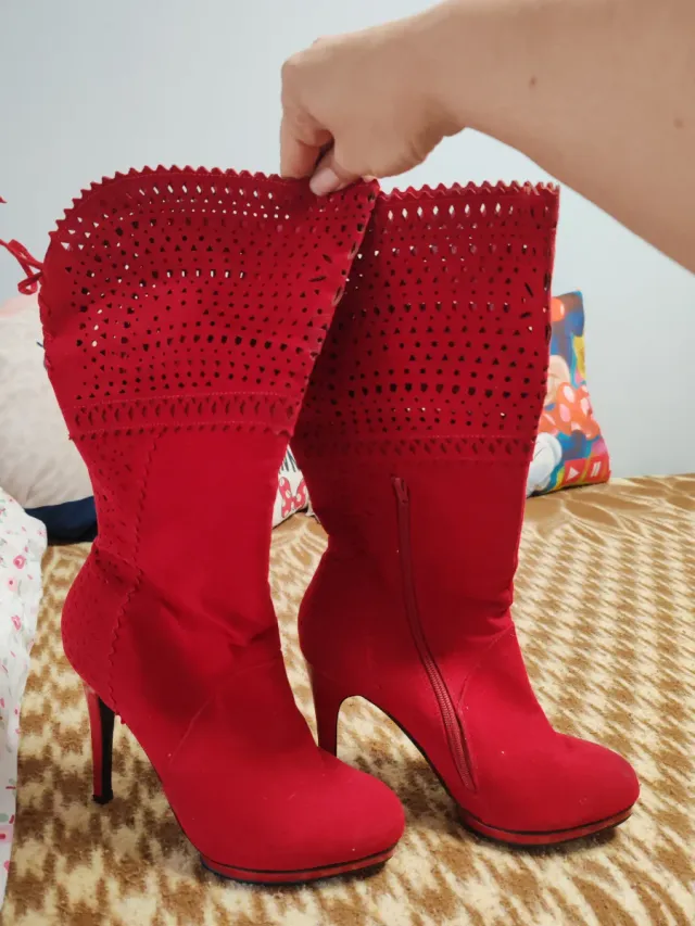 Botas rojas mujer