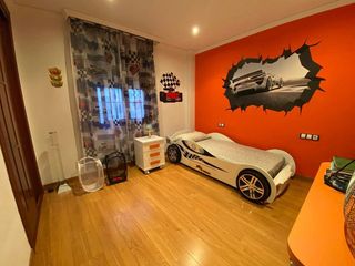 Casa adosada en venta en Torredonjimeno