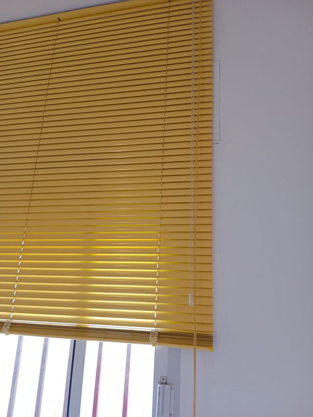 Persiana de aluminio lamas.