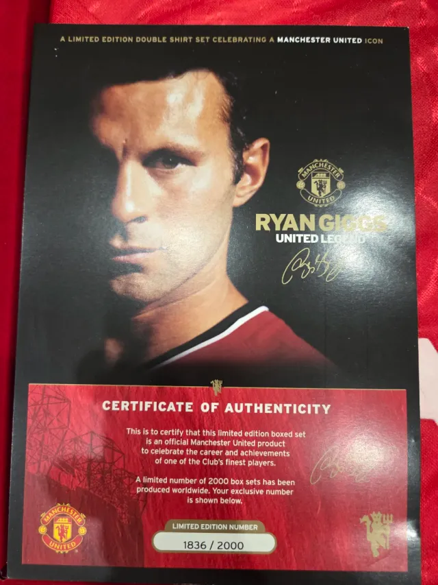 Caja Ryan Giggs United Legend