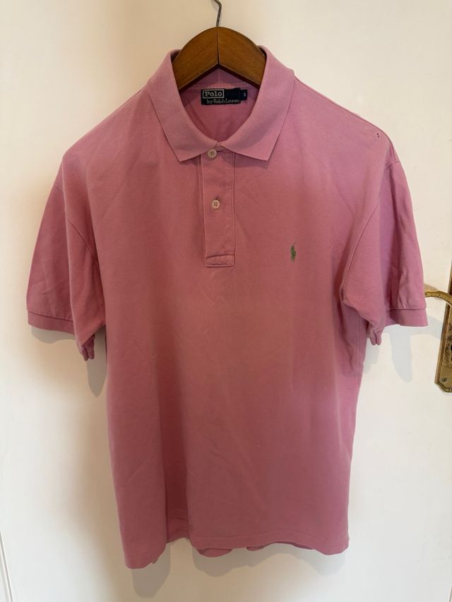 tiene agujerito en el hombro muestro foto