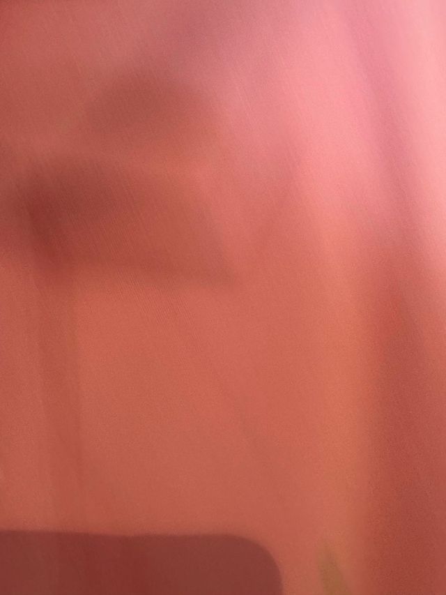 tiene agujerito en el hombro muestro foto