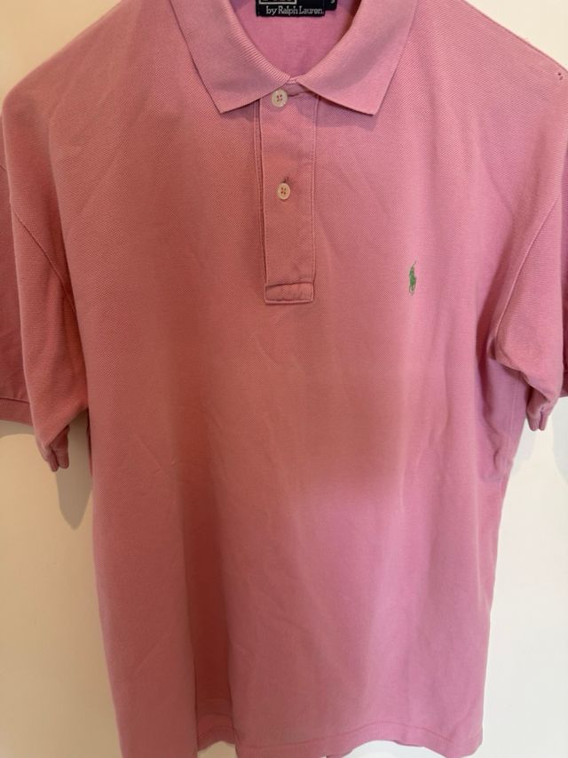 tiene agujerito en el hombro muestro foto