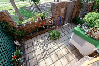 Casa adosada en venta en Montigalà -Sant Crist en Badalona