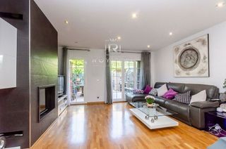 Casa adosada en venta en Montigalà -Sant Crist en Badalona