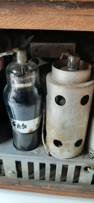 Radio Pilot Vintage Madera