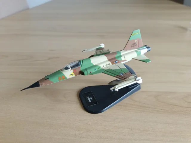 Modellino Aereo F-5E Tiger II