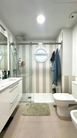 Piso en venta en El Barral Ferial en Coslada