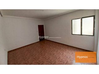 Piso en venta en Yecla