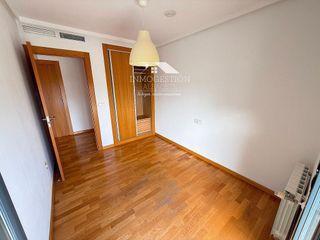 Piso en venta en Hermanos Falcó - Sepulcro Bolera en Albacete