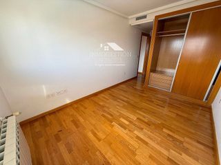 Piso en venta en Hermanos Falcó - Sepulcro Bolera en Albacete