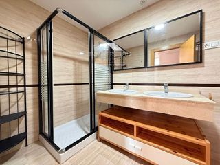 Piso en venta en Hermanos Falcó - Sepulcro Bolera en Albacete