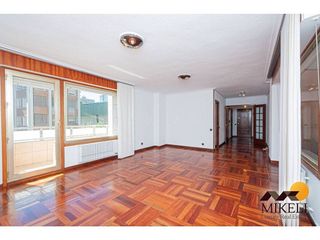 Piso en venta en General Dávila en Santander