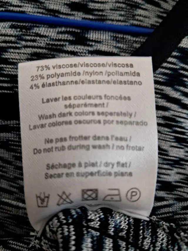 Top/chaleco Sandro negro y gris