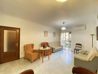 Piso en venta en Colores - Entreparques en Sevilla