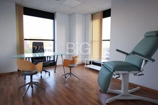 Oficina en alquiler en Pla d'en Boet en Mataró