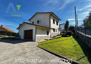 Chalet en venta en Celorio-Poó-Parres en Llanes