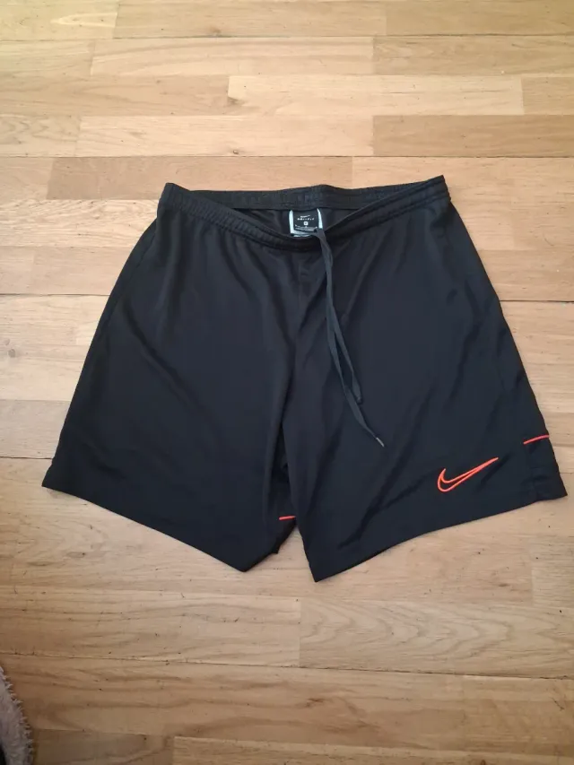 Pantalon Nike Dri-FIT Talla M hombre