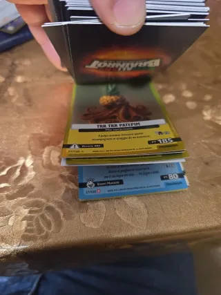 50 carte tutte diverse brainrot