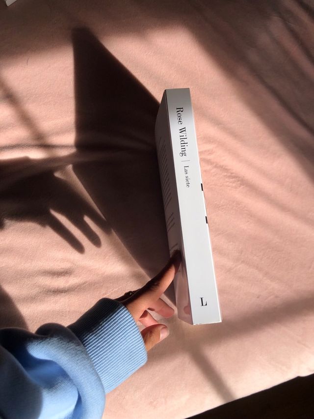 Las siete / Speak of the Devil (Spanish Edition)