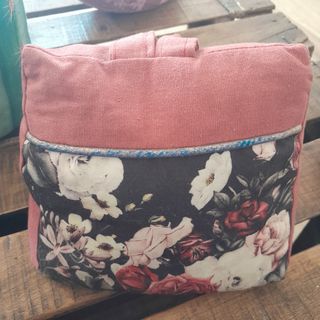 Tope de puerta decorativo floral