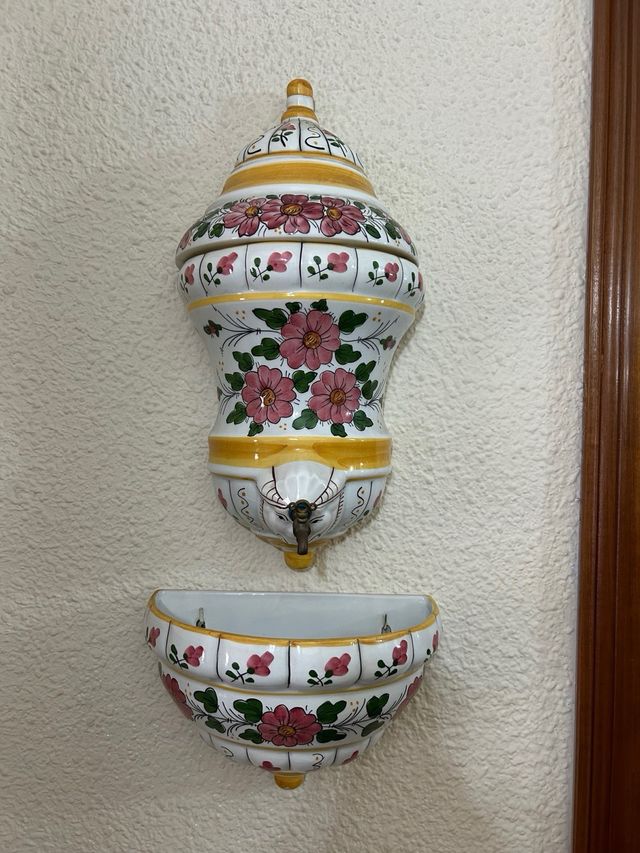 Fuente de pared decorativa cerámica