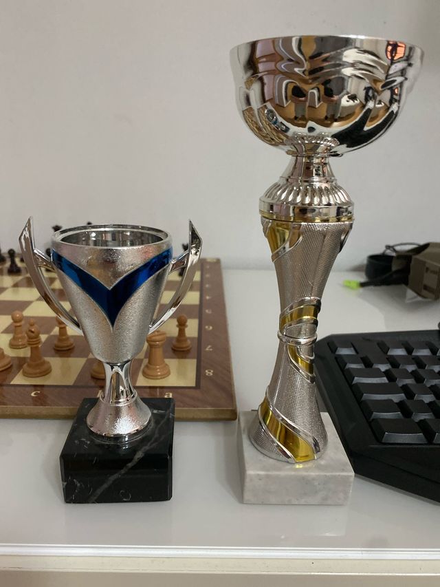 2 Trofeos Nuevos