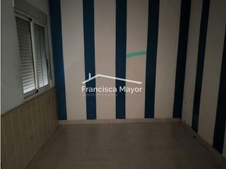 Piso en venta en El Mercado en Manises