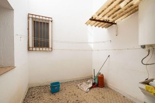 Piso en venta en Iznalloz
