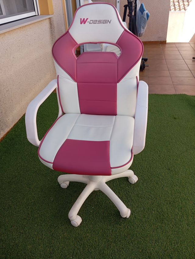 Silla de despacho ergonómica rosa y blanca