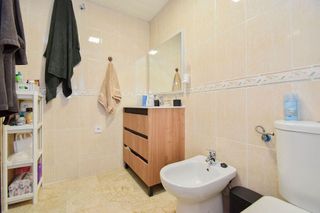 Piso en venta en Zubia (La)