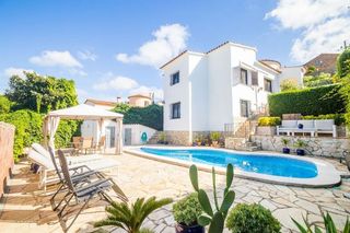 Chalet en venta en Mas Pere-Río de Oro en Calonge