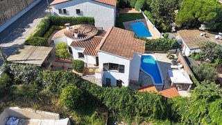 Chalet en venta en Mas Pere-Río de Oro en Calonge