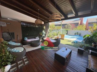 Casa adosada en venta en Los Olivos - Los Ángeles - Perales del río en Getafe