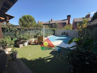 Casa adosada en venta en Los Olivos - Los Ángeles - Perales del río en Getafe