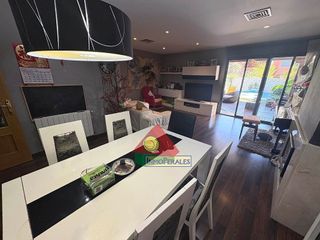 Casa adosada en venta en Los Olivos - Los Ángeles - Perales del río en Getafe