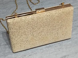 Bolso de fiesta dorado