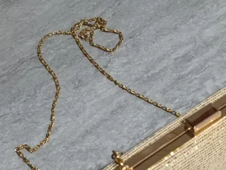 Bolso de fiesta dorado