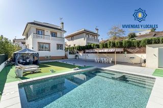 Chalet en venta en Huétor Vega