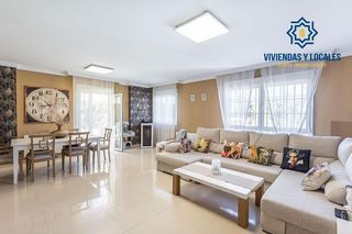 Chalet en venta en Huétor Vega