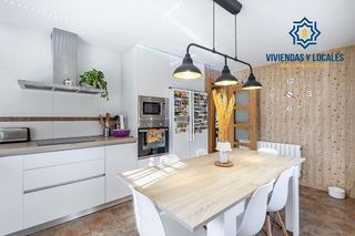 Chalet en venta en Huétor Vega