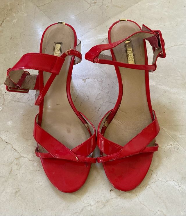 Sandalias Guess coral Talla 39