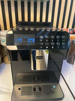 Cafetera Cecotec Power Maticchino 7000