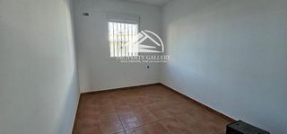 Chalet en venta en La Banda - Campo de Fútbol en Chiclana de la Frontera
