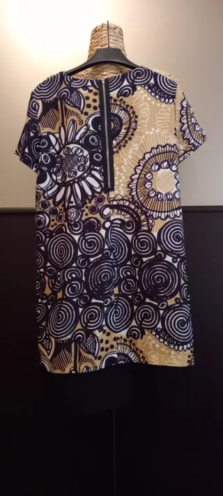 Abito fantasia beige e multicolor